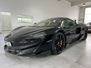 MCLAREN 600LT Carbon Lift Kamera Keramik Navigation LED