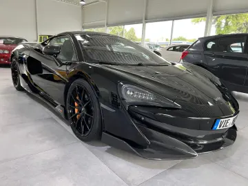 MCLAREN 600LT Carbon Lift Kamera Keramik Navigation LED