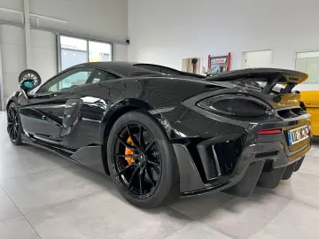 MCLAREN 600LT Carbon Lift Kamera Keramik Navigation LED
