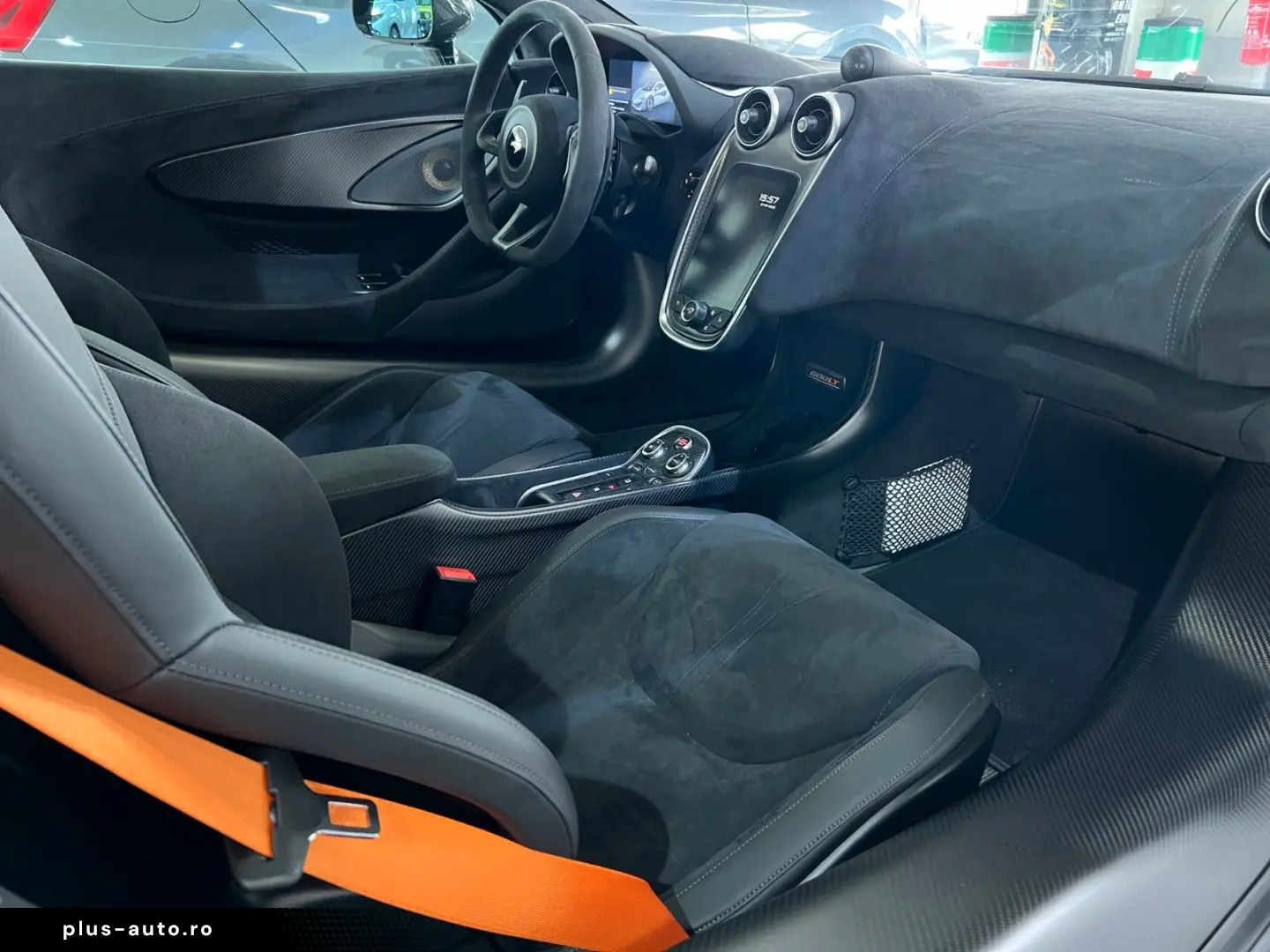 MCLAREN 600LT Carbon Lift Kamera Keramik Navigation LED