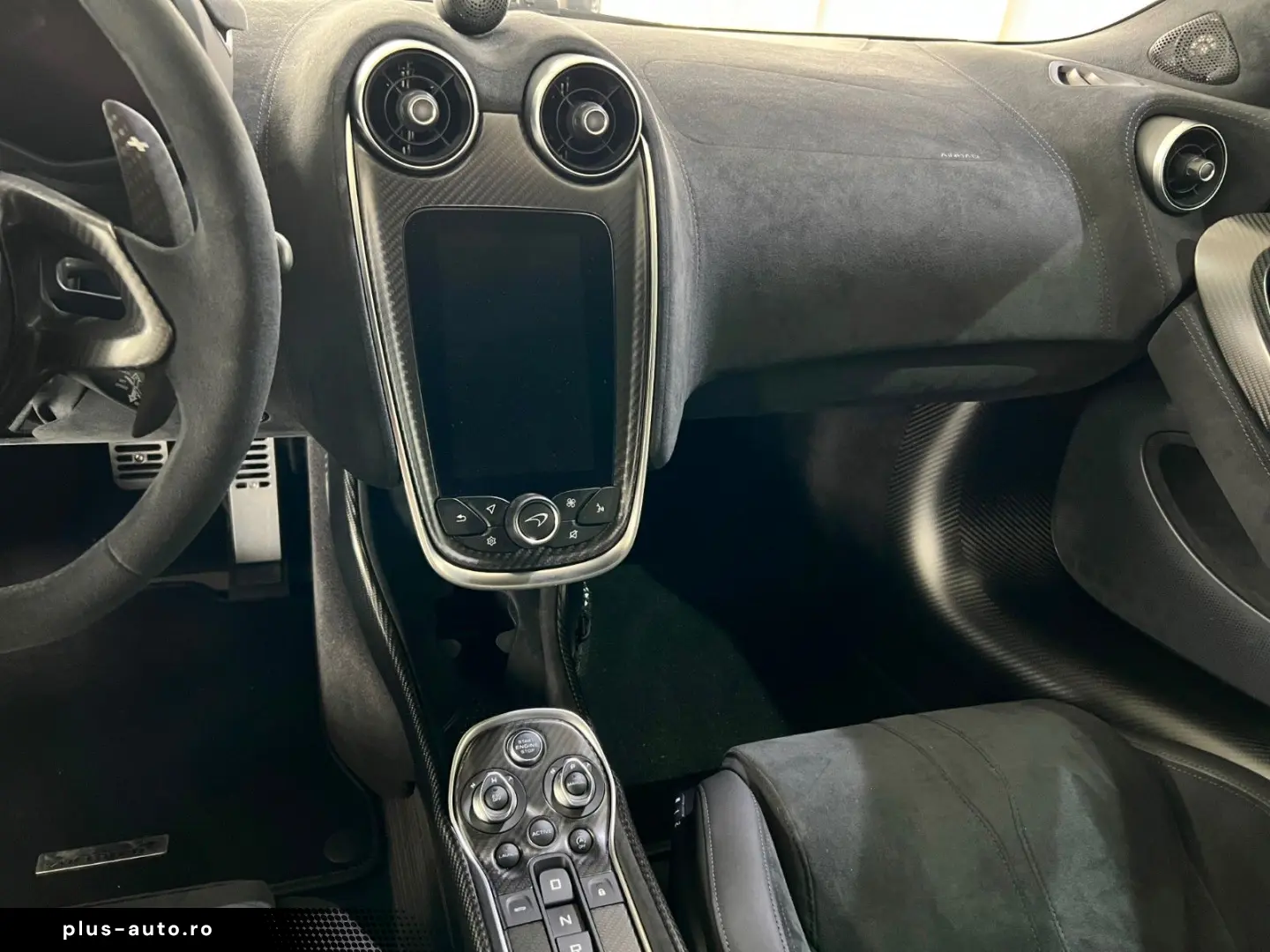 MCLAREN 600LT Carbon Lift Kamera Keramik Navigation LED