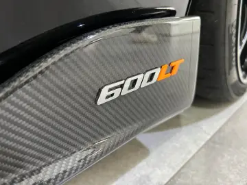 MCLAREN 600LT Carbon Lift Kamera Keramik Navigation LED