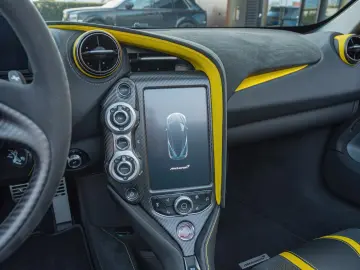 MCLAREN 720S Spider NEW SERVICE PERFORMANCE  CARBON PPF