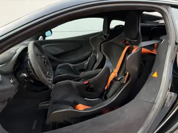 MCLAREN 600LT Coupe  MSO CARBON LIFT CLUBSPORT PRO