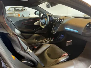 MCLAREN GT-LEASING-FINANZIERUNG-GARANTIE-WARTUNG NEU-