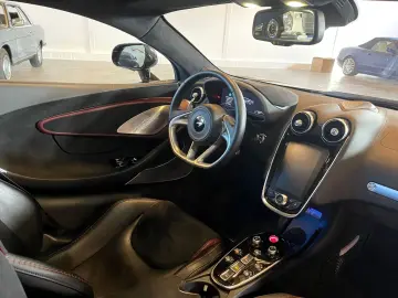 MCLAREN GT-LEASING-FINANZIERUNG-GARANTIE-WARTUNG NEU-