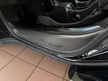MCLAREN 620R   187 OF 225