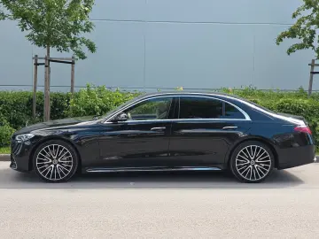 MERCEDES-BENZ S 500 4Matic lang   AMG-LINE-TV-VIP Seat-4D