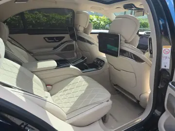MERCEDES-BENZ S 500 4Matic lang   AMG-LINE-TV-VIP Seat-4D