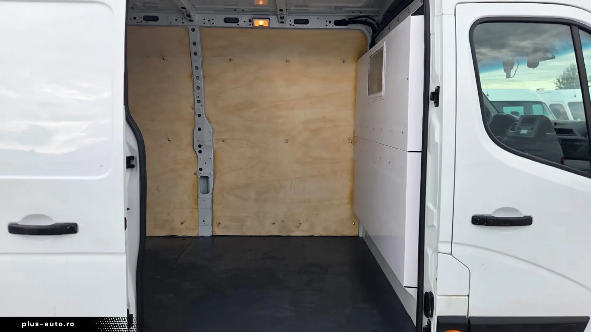 RENAULT NEW MASTER L3H2