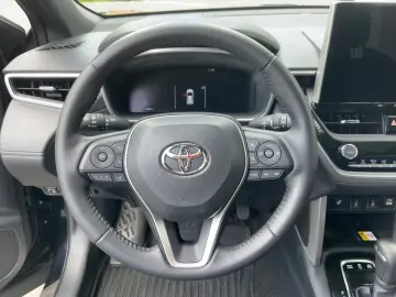 TOYOTA Corolla Cross 2.0 Team Deutschland