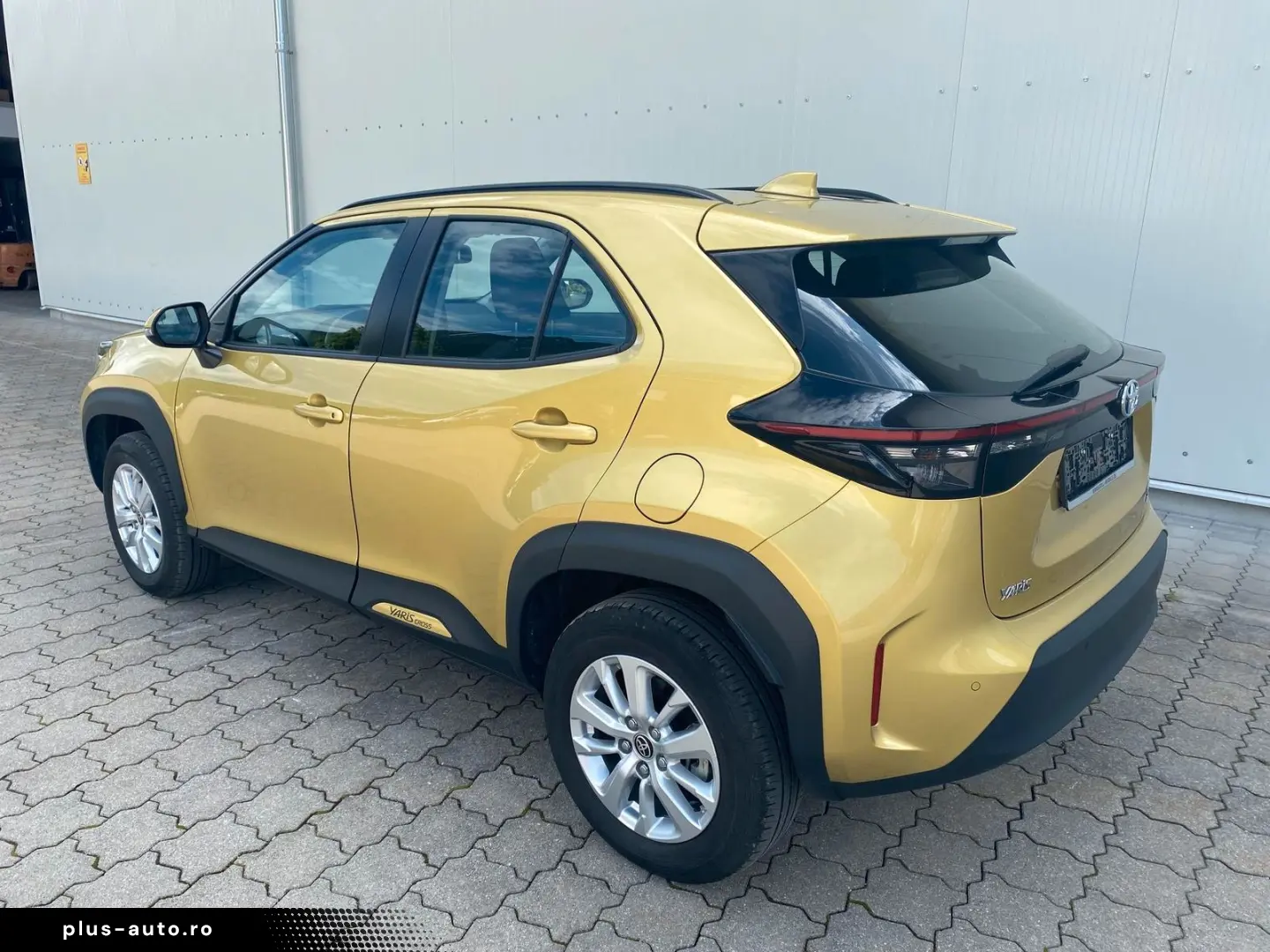 TOYOTA Yaris Cross 1.5 Hybrid AWD-i