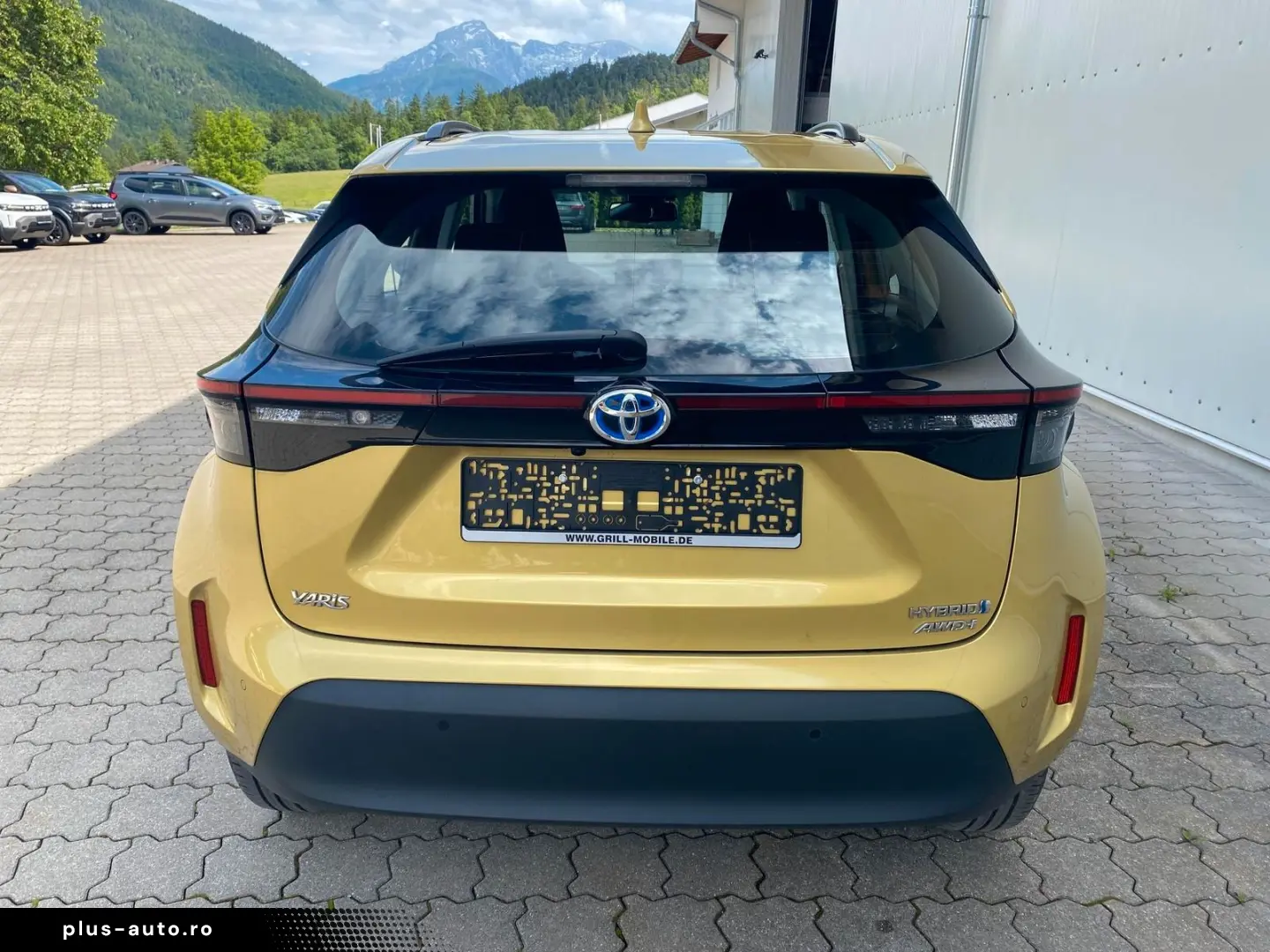 TOYOTA Yaris Cross 1.5 Hybrid AWD-i
