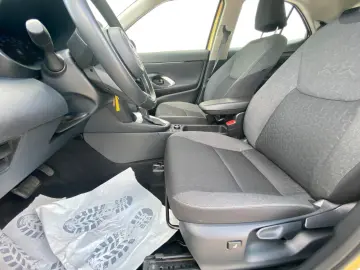 TOYOTA Yaris Cross 1.5 Hybrid AWD-i