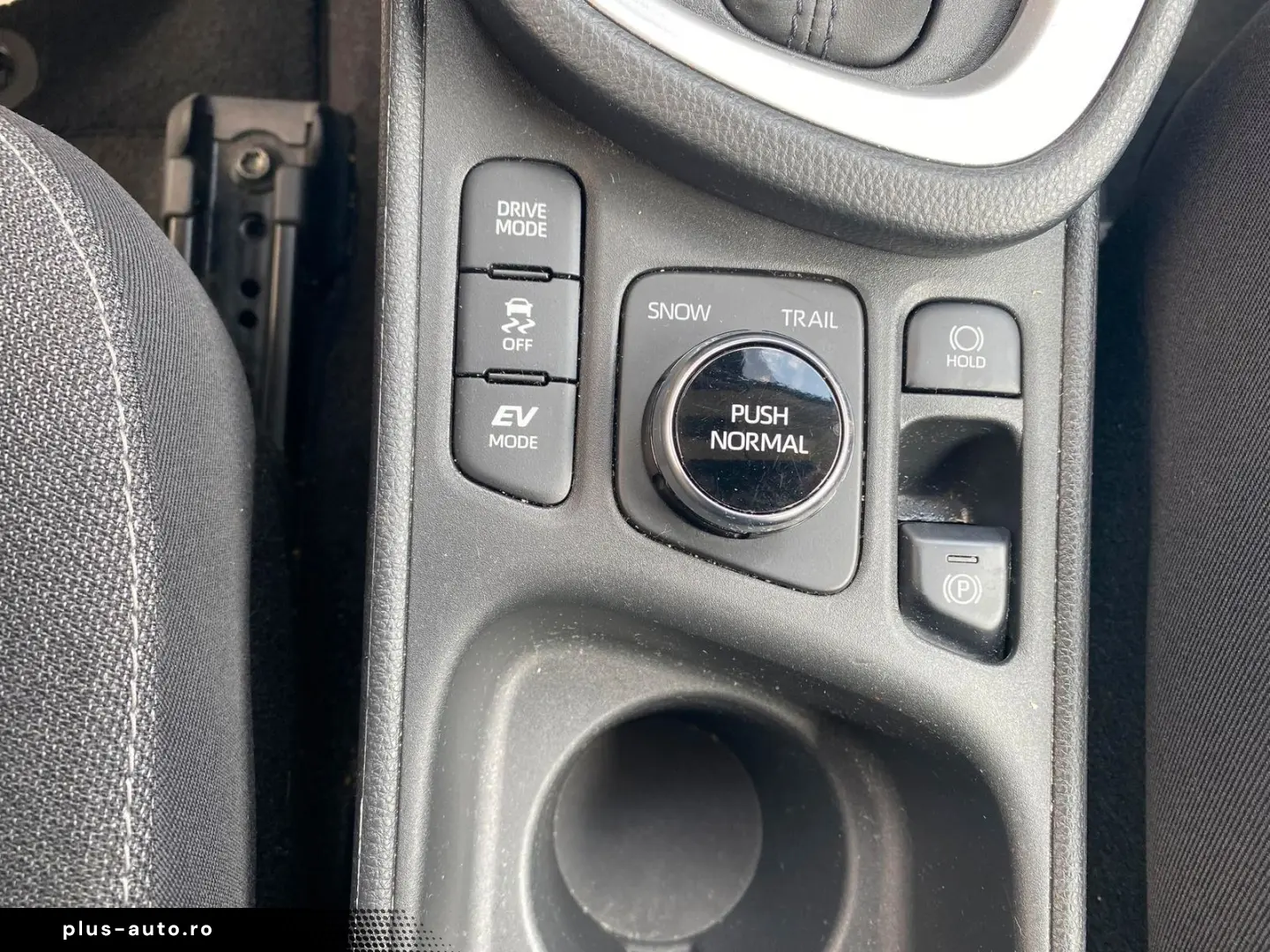 TOYOTA Yaris Cross 1.5 Hybrid AWD-i
