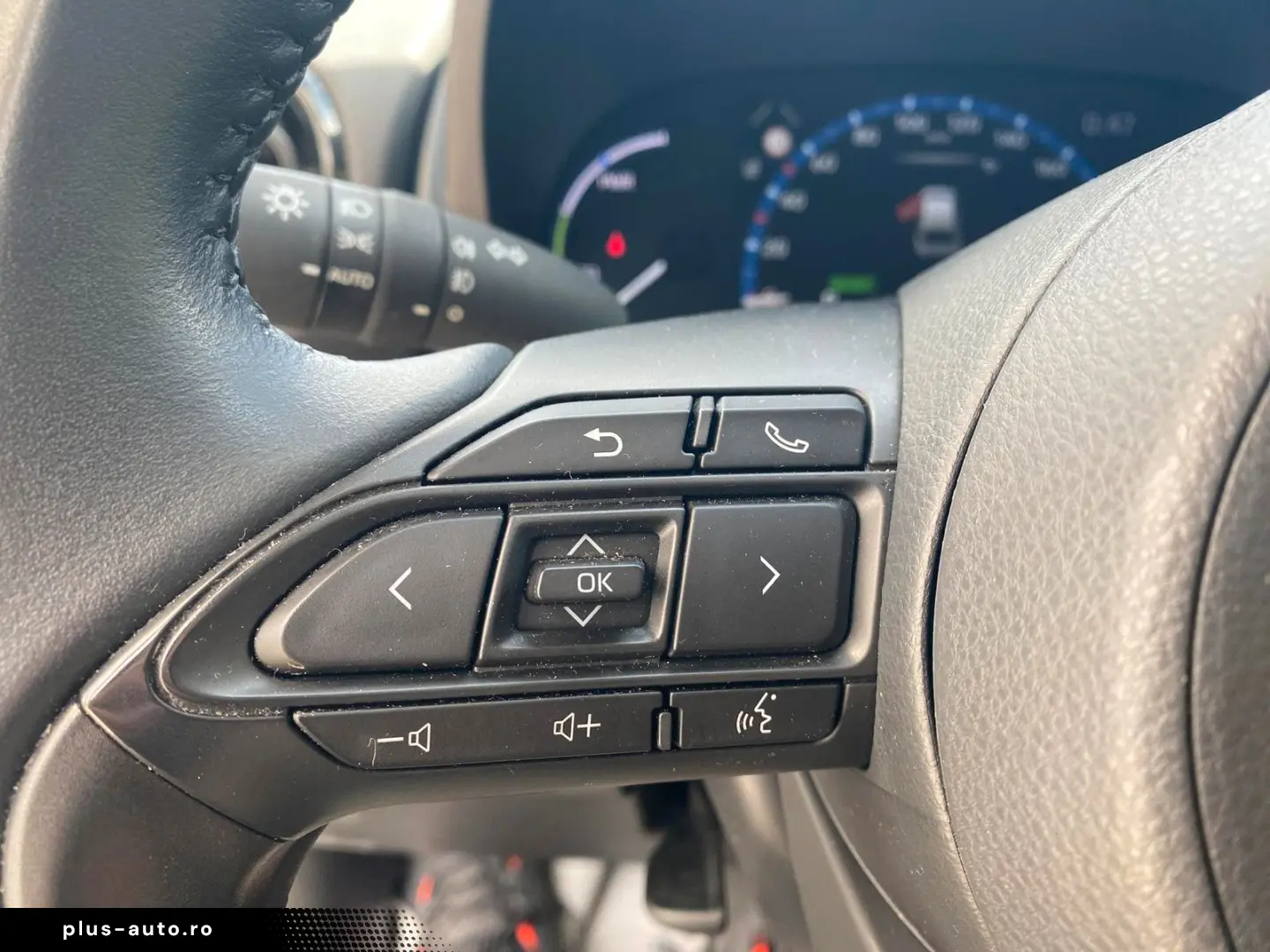 TOYOTA Yaris Cross 1.5 Hybrid AWD-i