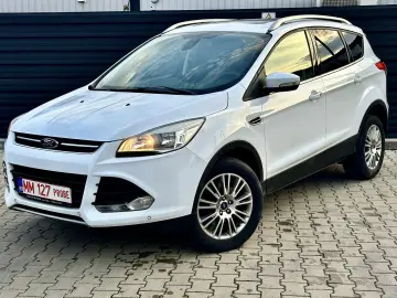 FORD KUGA 4X4 TITANIUM AUTOMAT