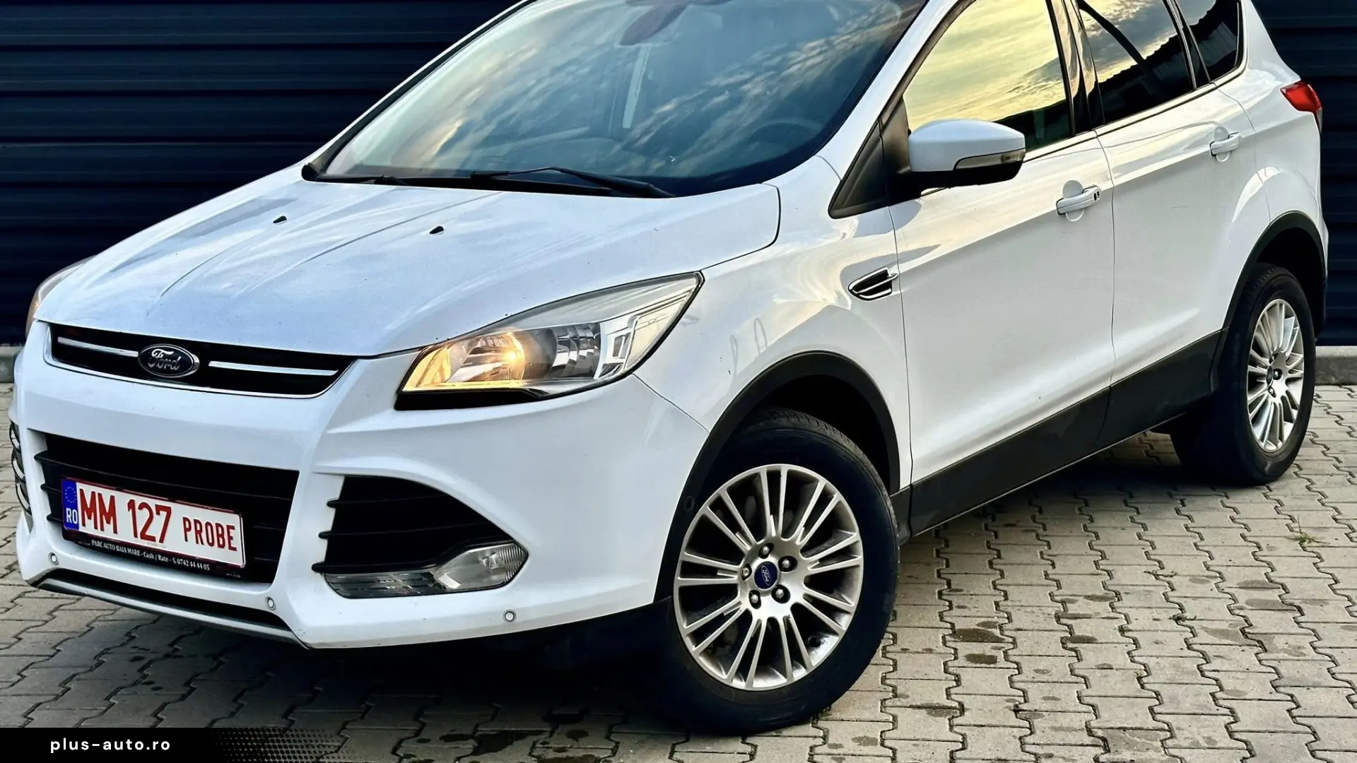 FORD KUGA 4X4 TITANIUM AUTOMAT