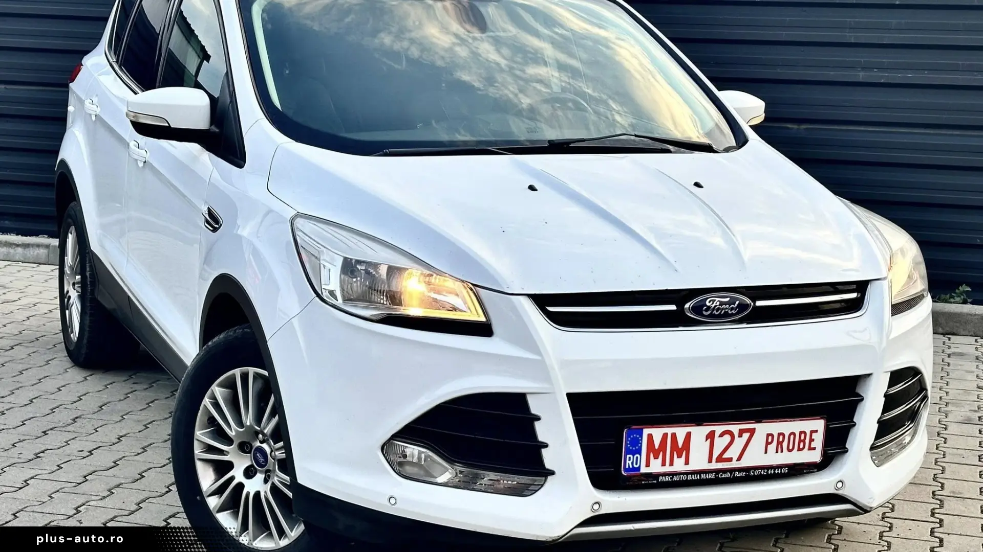 FORD KUGA 4X4 TITANIUM AUTOMAT