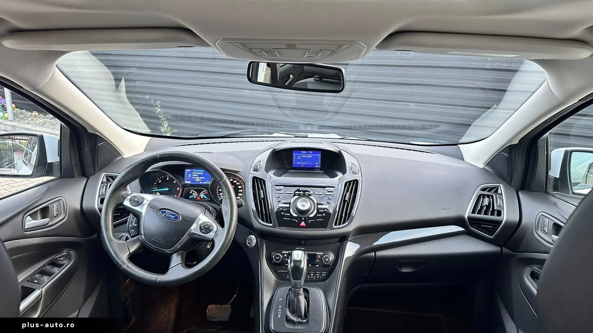 FORD KUGA 4X4 TITANIUM AUTOMAT