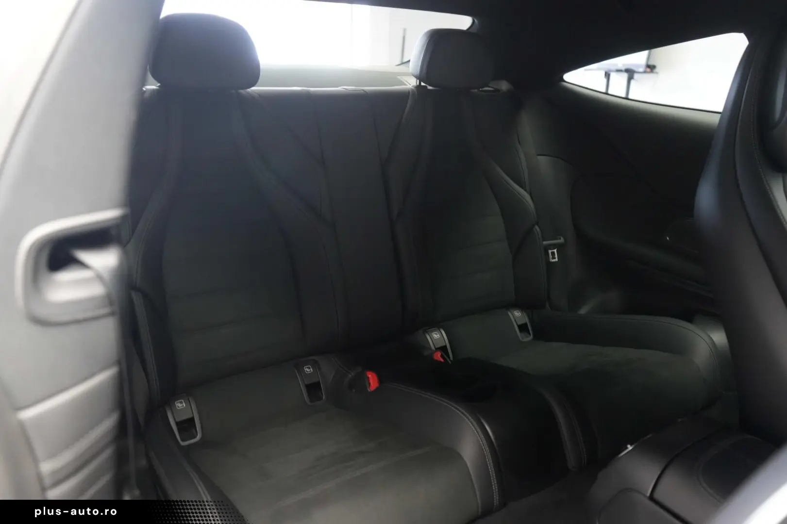 MERCEDES-BENZ CLE 300 4Matic
