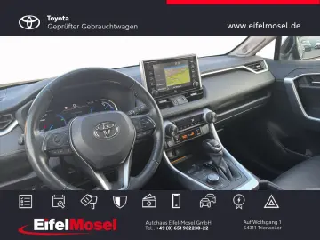 TOYOTA RAV4 Hybrid 4x4 Lounge  Navi Kamera