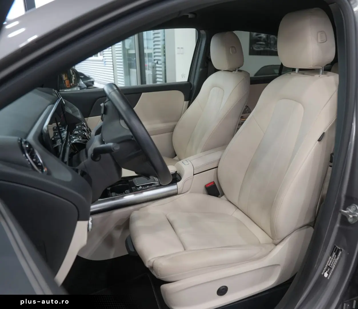MERCEDES-BENZ GLA 2022 — imagine 10