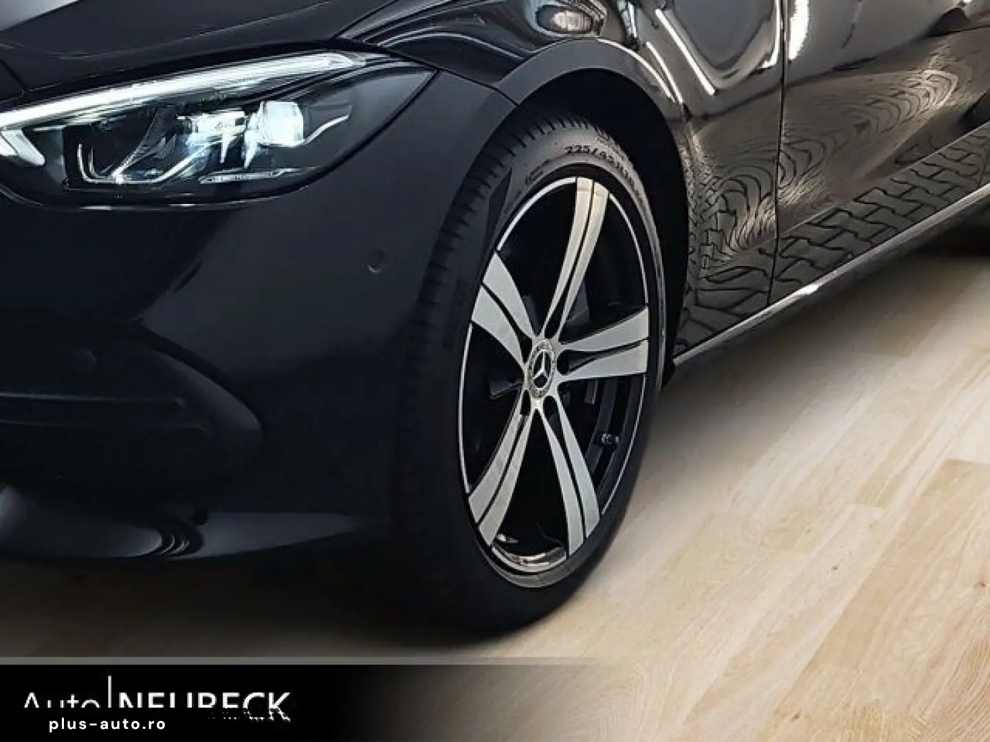 MERCEDES-BENZ C 300 AVANTGARDE Energizing Pano Distronic AHK