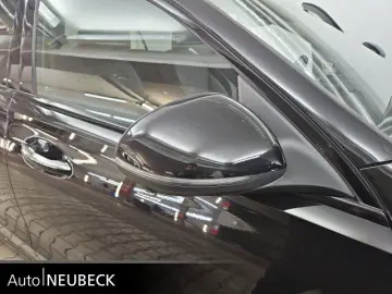 MERCEDES-BENZ C 300 AVANTGARDE Energizing Pano Distronic AHK