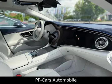MERCEDES-BENZ EQE 43 4M AMG Premium  KERAMIK Hypers.…