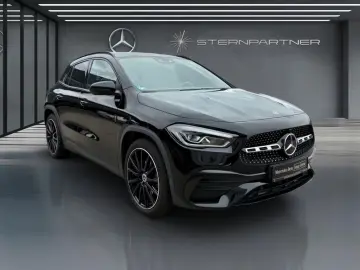 MERCEDES-BENZ GLA 200 4MATIC  AMG Night MBUX Sportau…