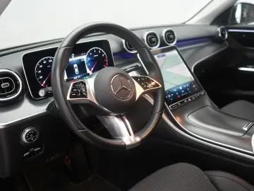 MERCEDES-BENZ C 200 9G-Tronic Avantgarde Distronic K…
