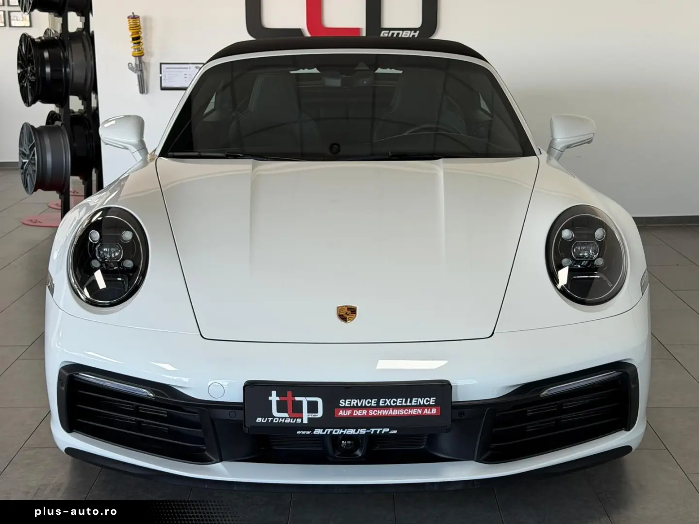 PORSCHE 992 Cabrio 4