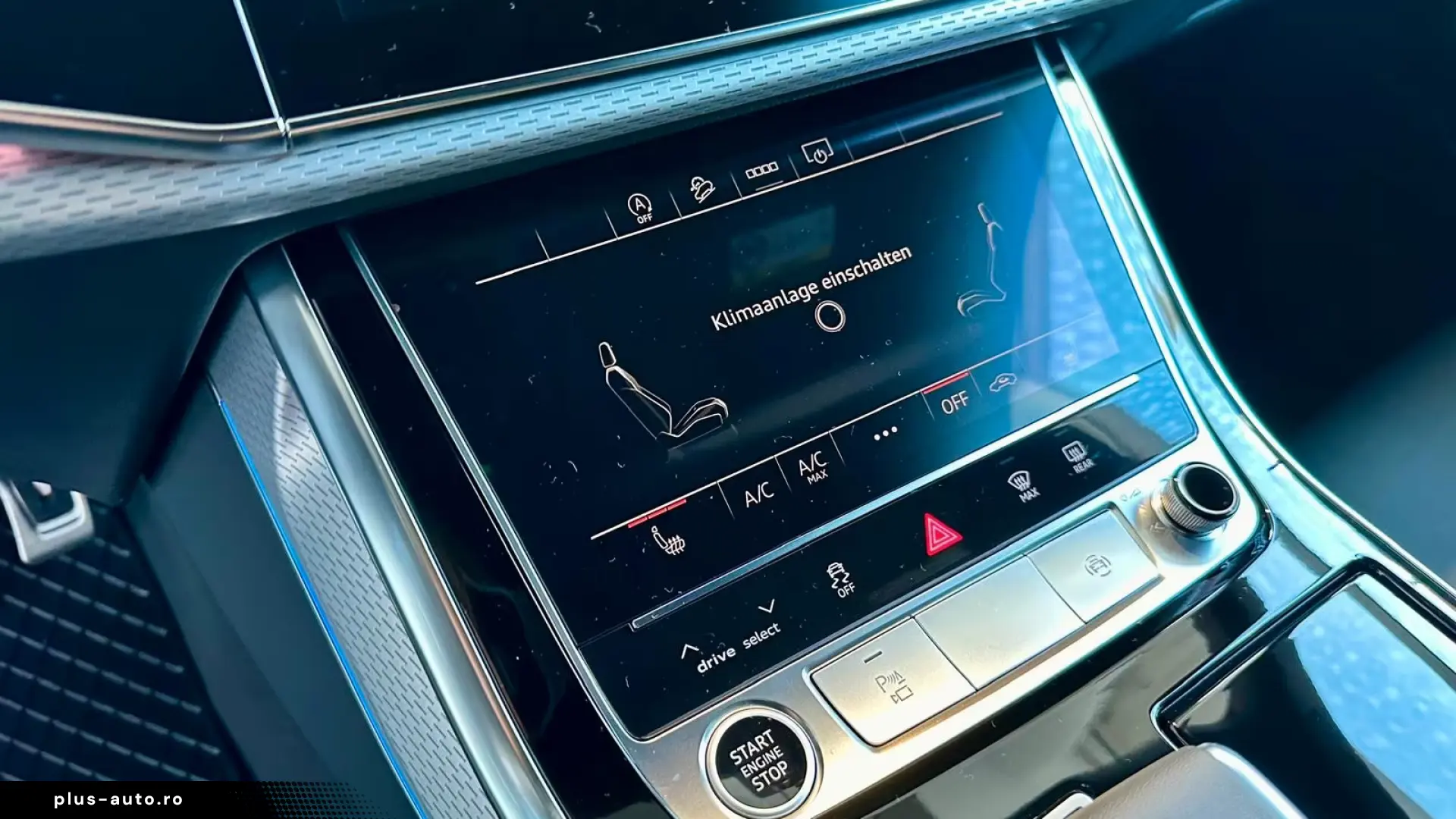 Audi Q8 50TDI Facelift MY26 gold-sw SLine Mtx Pan 23