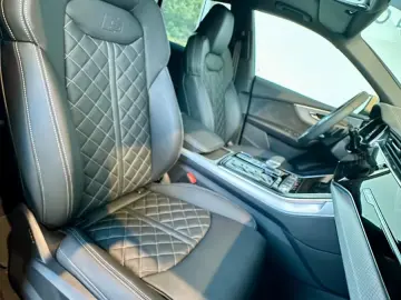 Audi Q8 50TDI Facelift MY26 gold-sw SLine Mtx Pan 23