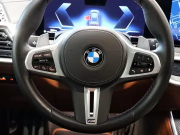 BMW X5 M60i xDrive Panorama-Glasdach Sky Lounge Driv