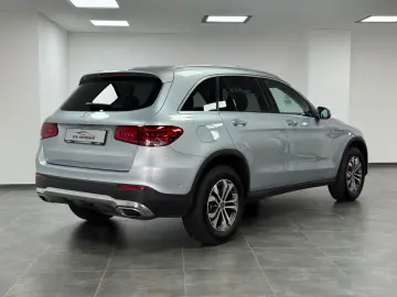 MERCEDES-BENZ GLC 220d 4MATIC LED KAMERA SHZ DISTR N…