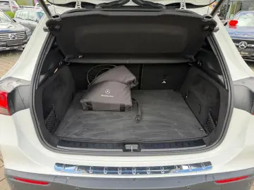 MERCEDES-BENZ EQA 250 BONUS AMG AHK NIGHT MEMORY DC …