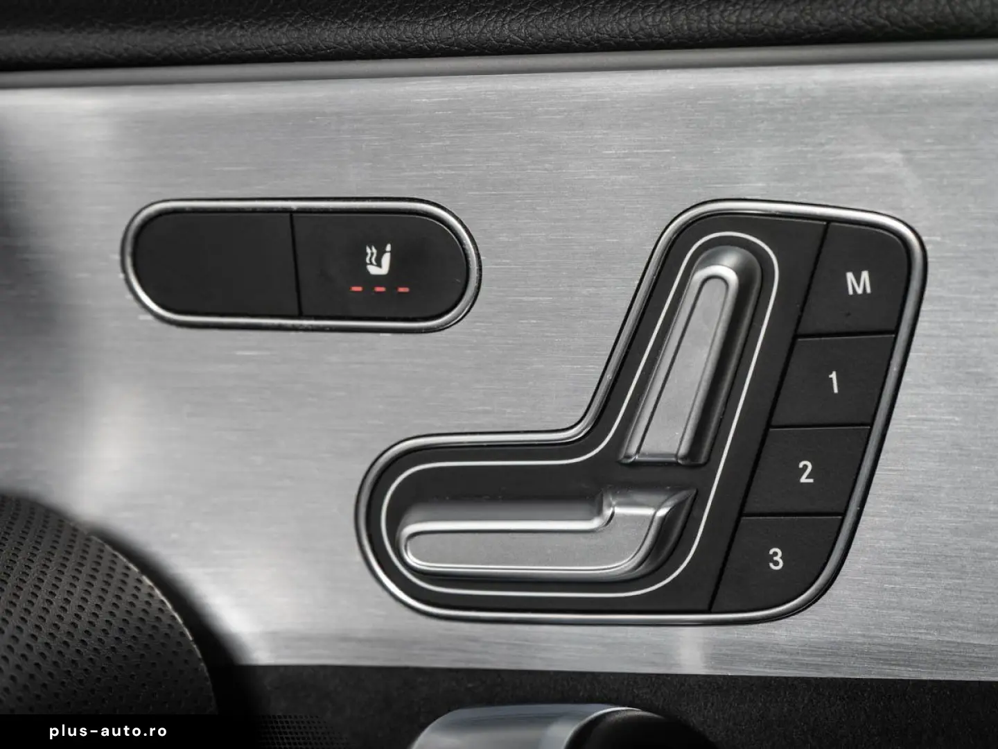 MERCEDES-BENZ AMG A45 S 4Matic  AMG TRACK BURMESTER