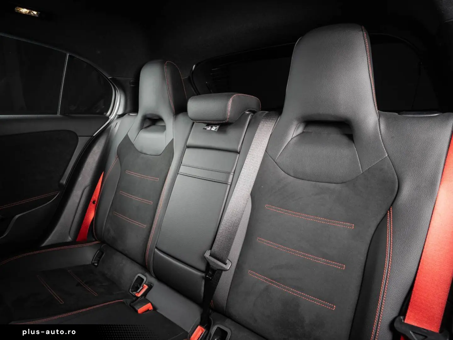 MERCEDES-BENZ AMG A45 S 4Matic  AMG TRACK BURMESTER