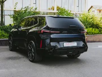 BMW XM