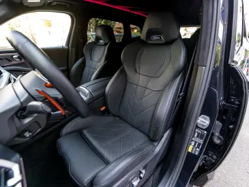 BMW XM