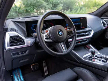 BMW XM