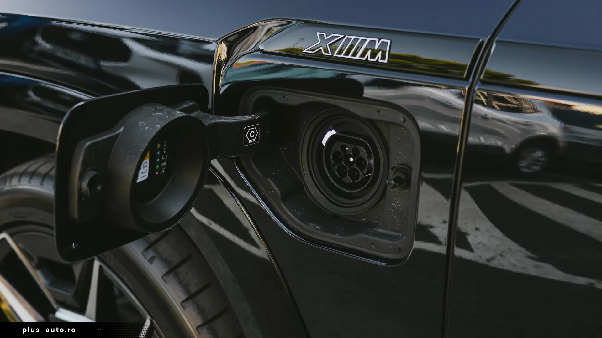 BMW XM