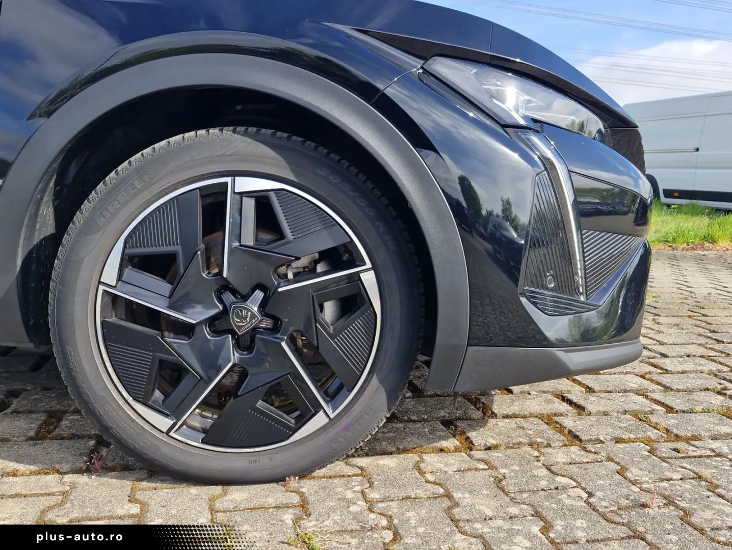 PEUGEOT 408 PHEV 225 GT e-AT Matrix Alcantara Navi SHZ F