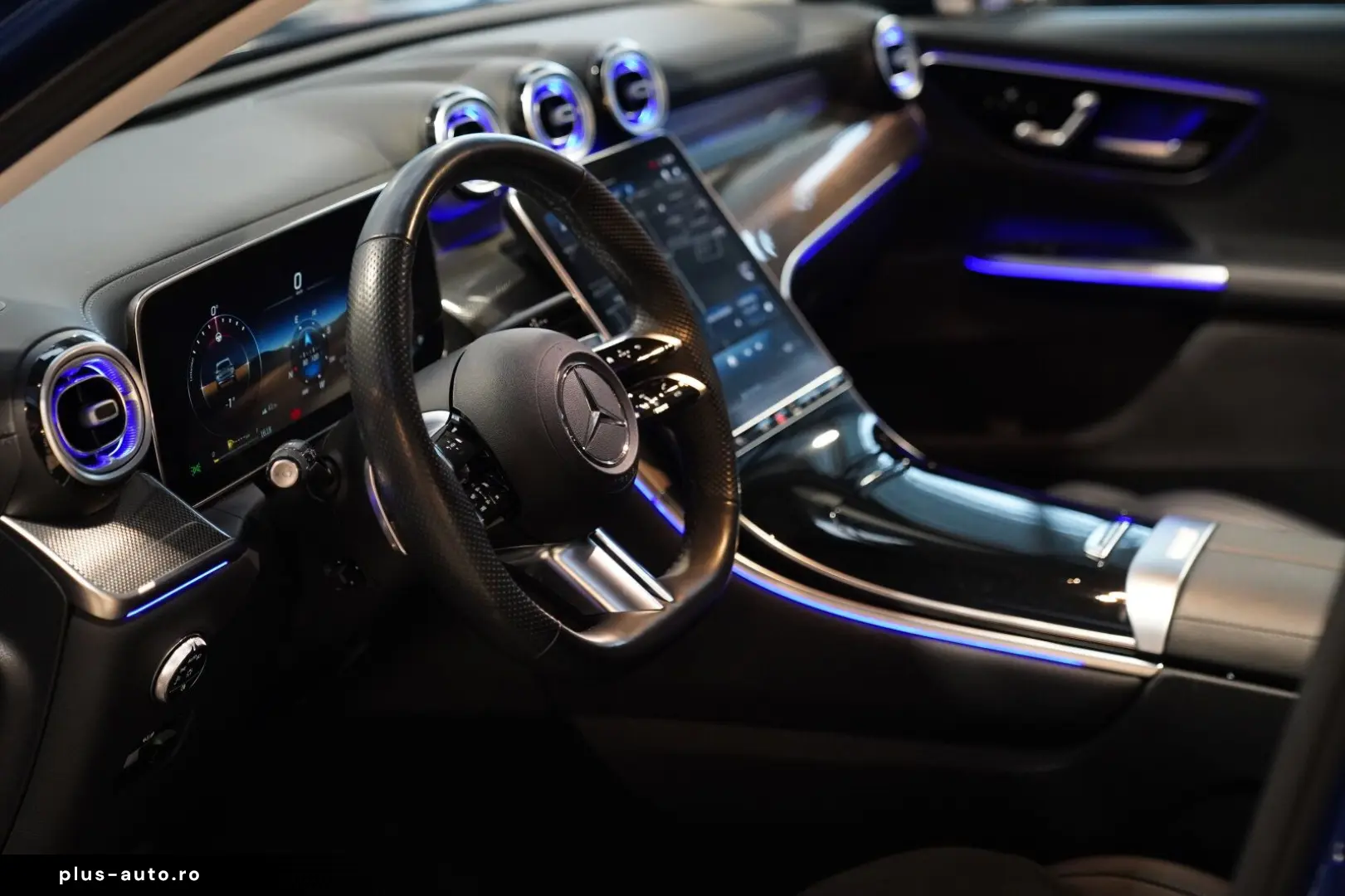 MERCEDES-BENZ GLC 220 d 4M AMG Line Vielspeiche Panorama AHK