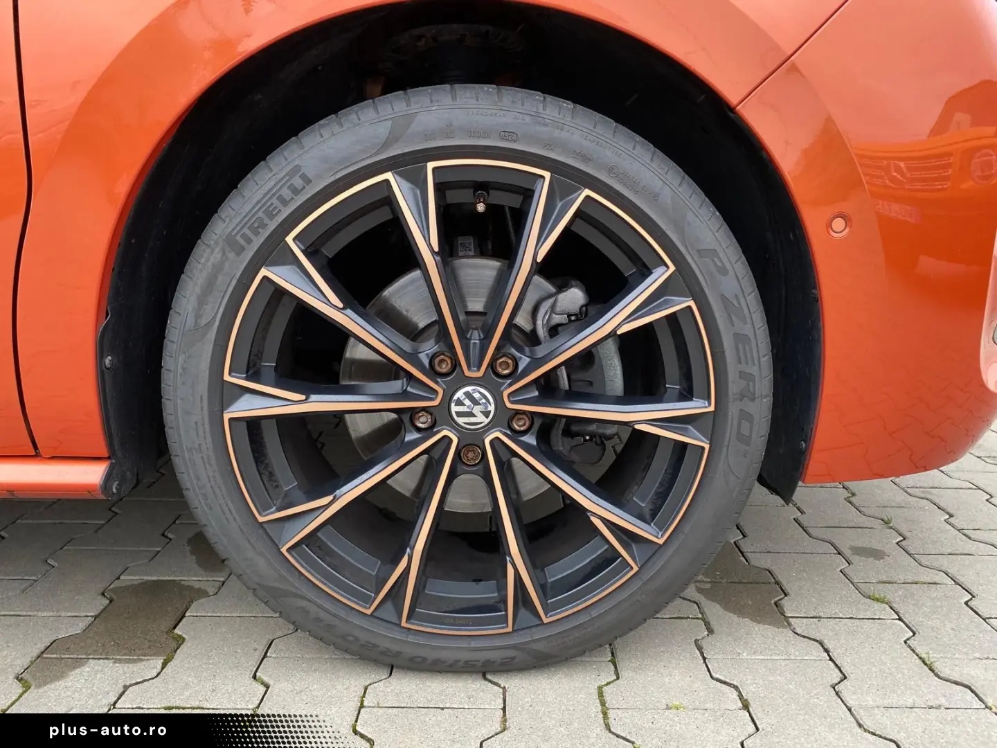 VW T7 Multivan Style 7 Sitze Head-Up Leder Pano