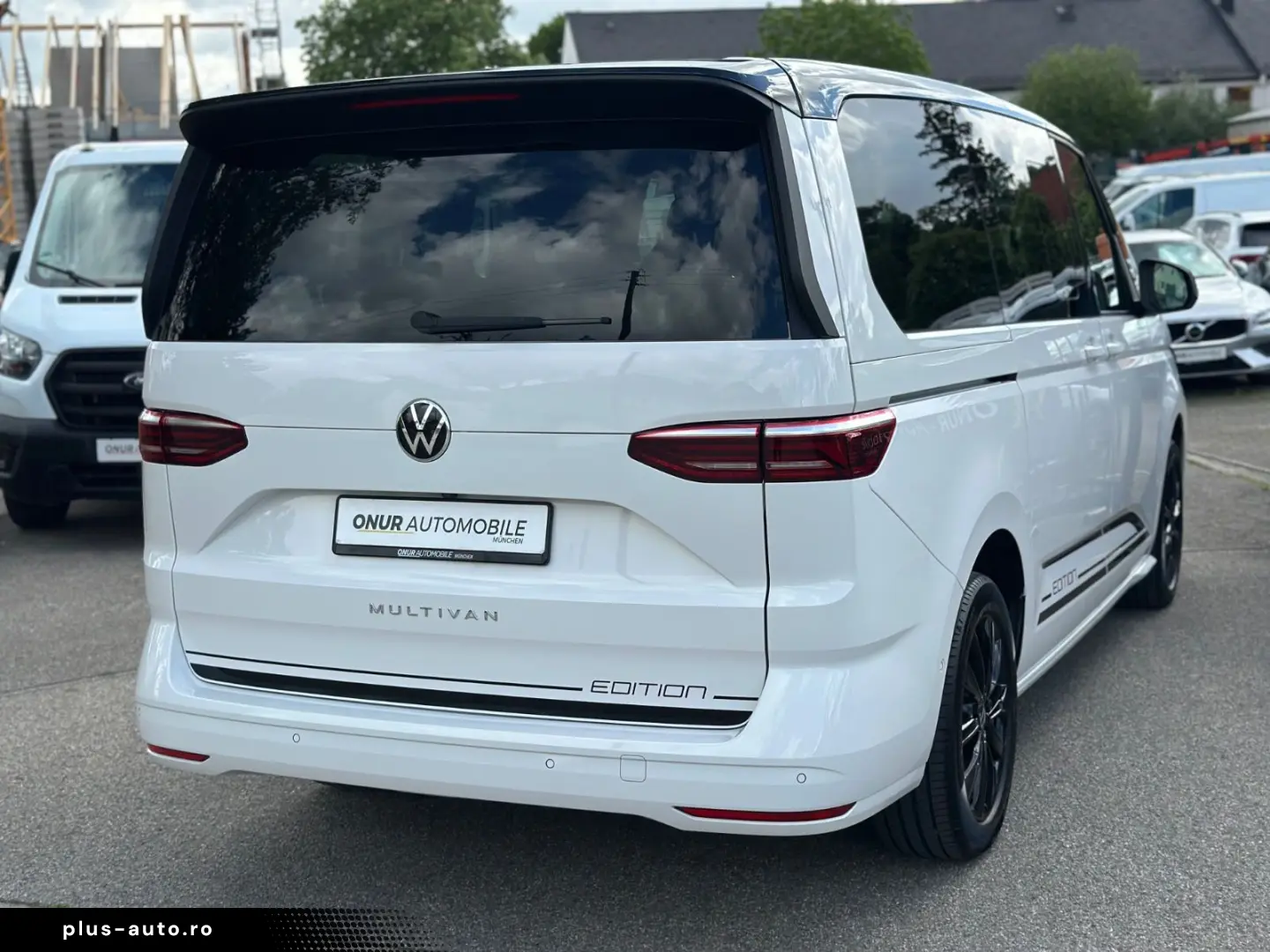 VW T7 Multivan Edition LÜ Navi HuD Pano AHK ACC H&K