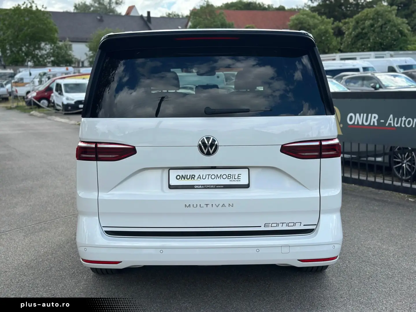 VW T7 Multivan Edition LÜ Navi HuD Pano AHK ACC H&K
