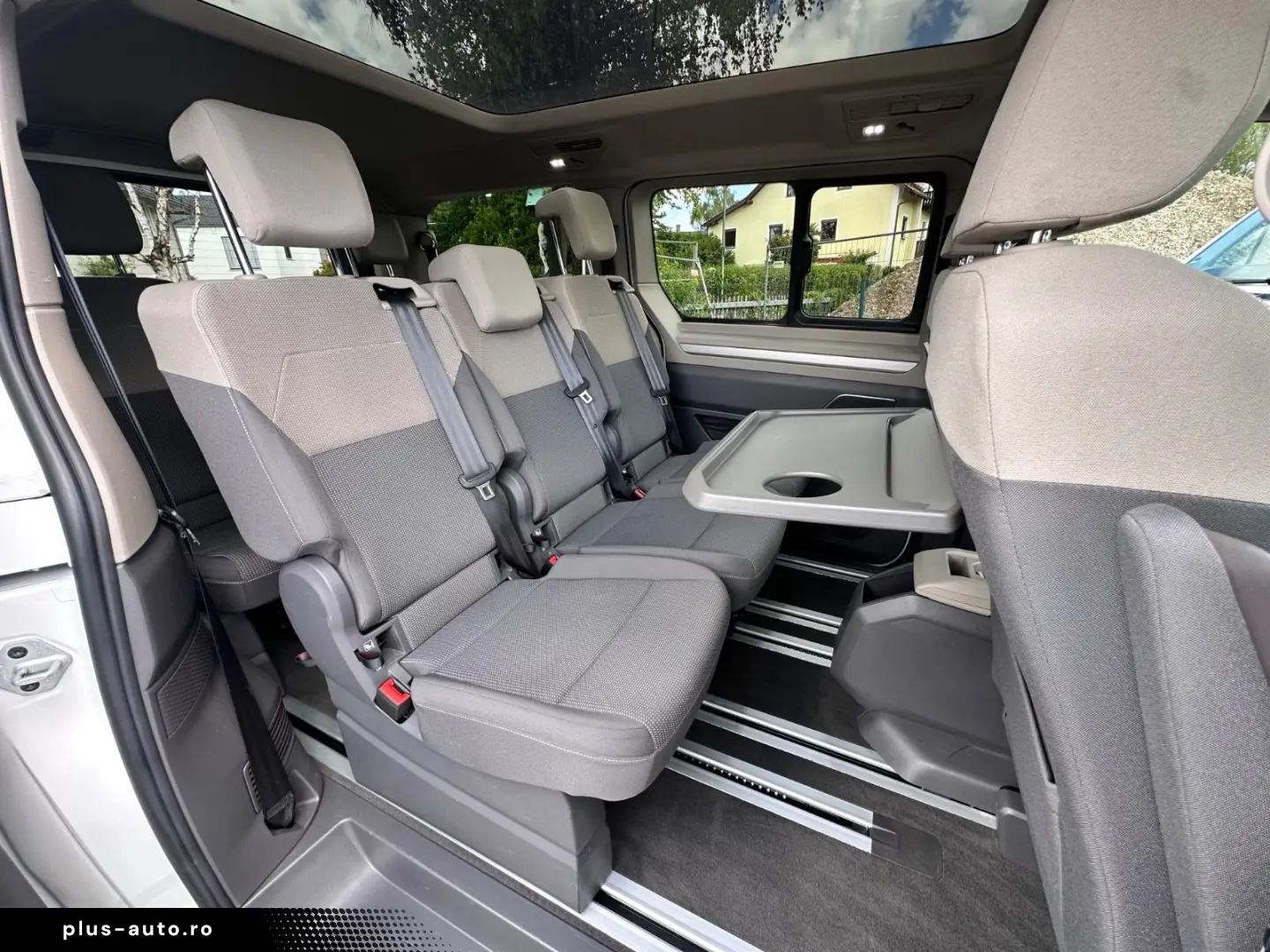 VW T7 Multivan Edition LÜ Navi HuD Pano AHK ACC H&K